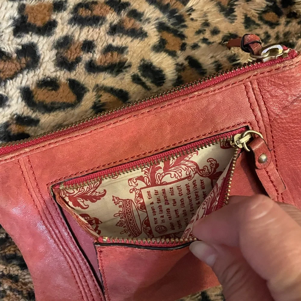 VINTAGE Juicy Couture Wristlet - Picture 6 of 9